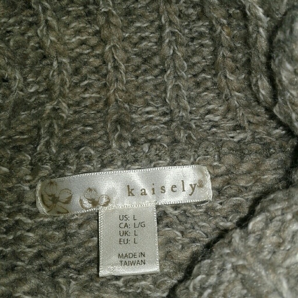 Kaisely Sweater - Picture 7 of 7